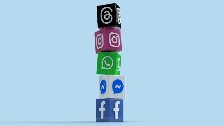 Metas Chabot Likes to Talk Dirty